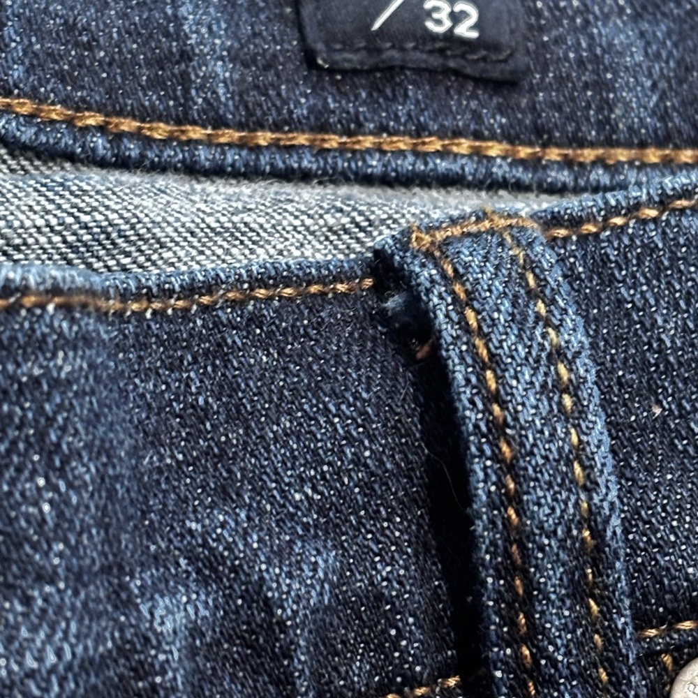 Lucky Brand 221 Men's Blue Denim Medium Wash Relaxed Jeans 40 x 32 - Picture 4 of 8